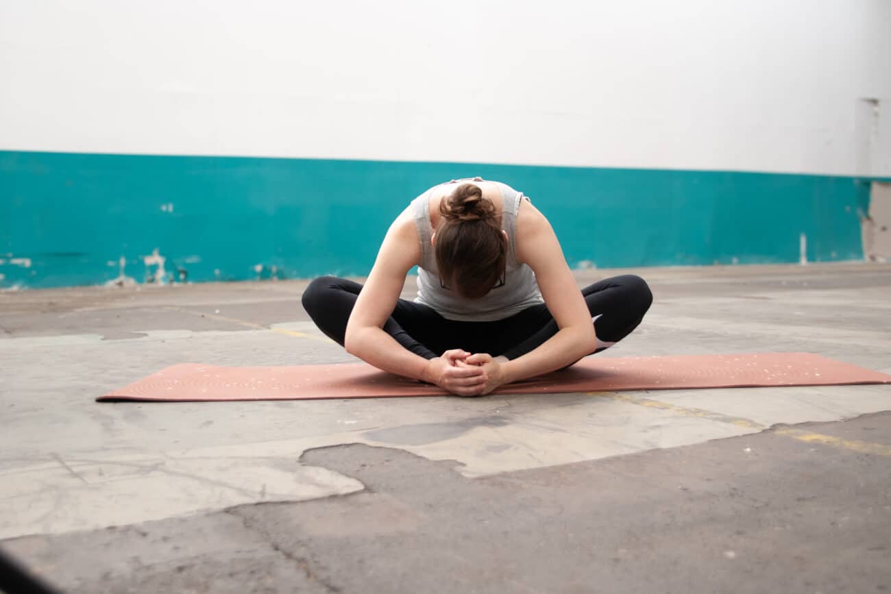 Eine Variation von Baddha Konasana